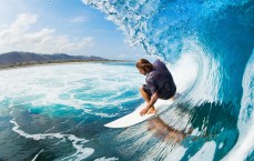 足彩竞猜：福克斯缔造马刺队史传奇，单场30分5助攻5三分且命中率突破75%