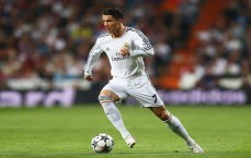 【中国竞彩网】C罗身材照风靡网络，两天内获1750万赞36万评