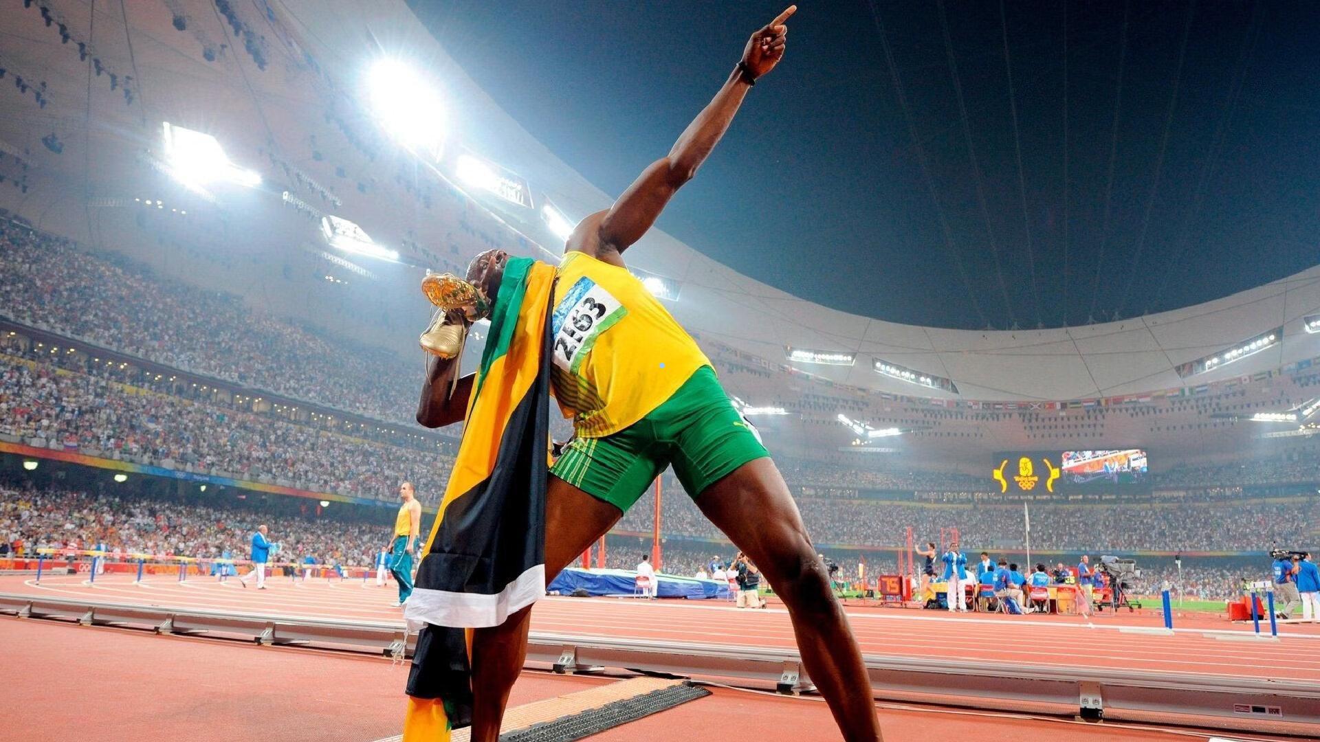 马特·巴恩斯公开致敬詹姆斯·哈登，场均26分8助攻统治赛场，全明星席位理应归属这位传奇球星